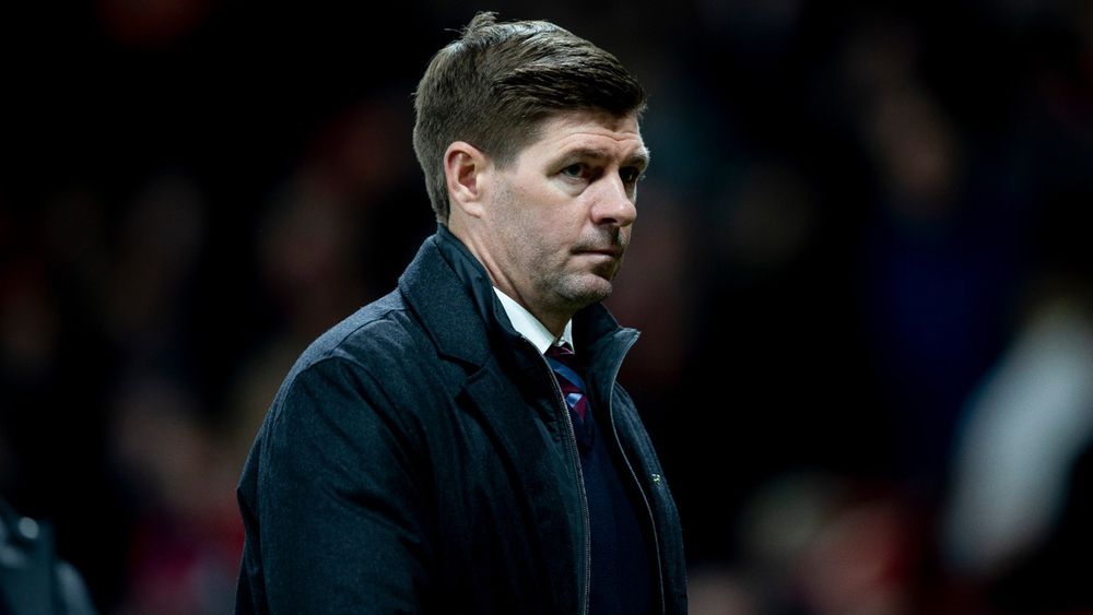 Gerrard Rues Missed Chances In Manchester Aston Villa