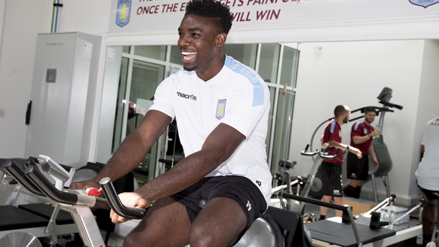Richards: Dad knew I'd sign for Villa