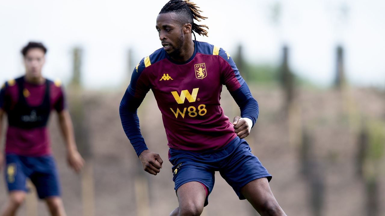Team news: Chester, Hause, Kodjia
