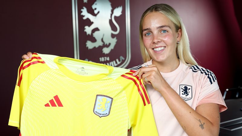 Roebuck excited to be back in the WSL