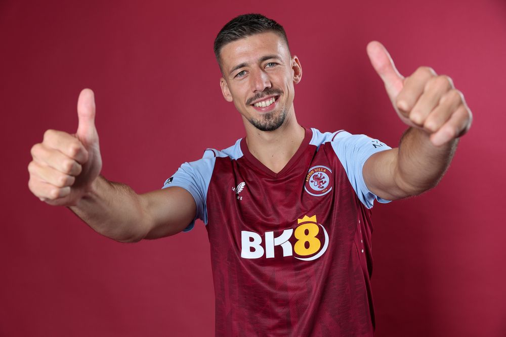 0S0A4401.jpg Clément Lenglet at Bodymoor Heath after joining Aston Villa.