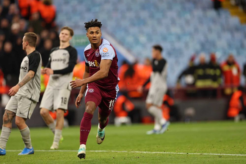 NW3B2725.JPG Aston Villa hosted AZ Alkmaar in the Europa Conference League on Thursday night.