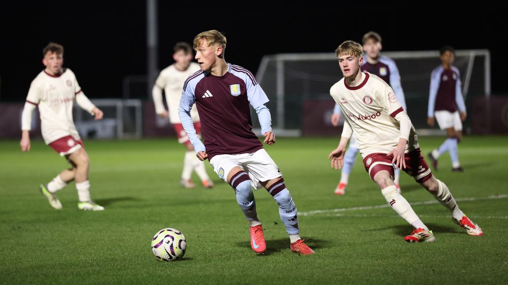 NW3B5893.jpg Aston Villa v Bristol City in the FA Youth Cup.