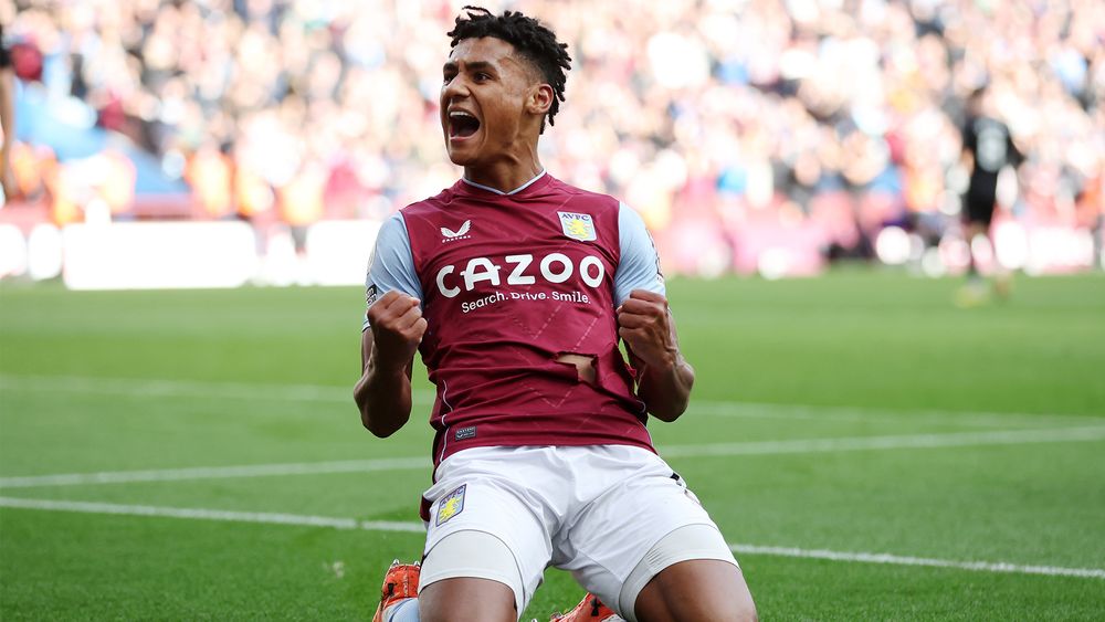 Brent8.jpg Ollie Watkins celebrates scoring Villa's fourth of the game.