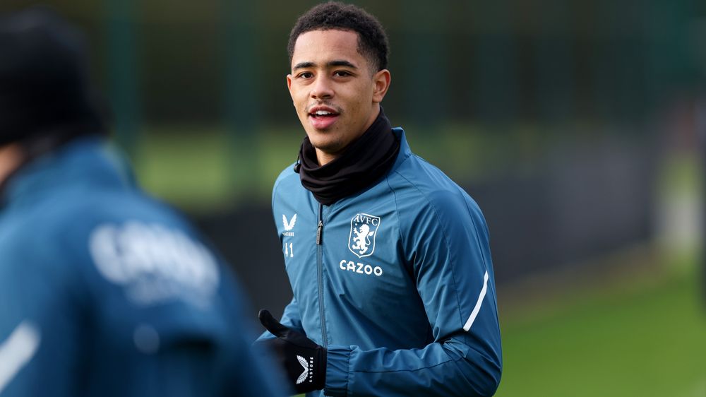 T30.jpg Aston Villa prepare at Bodymoor Heath for Wednesday's game against Wolves.