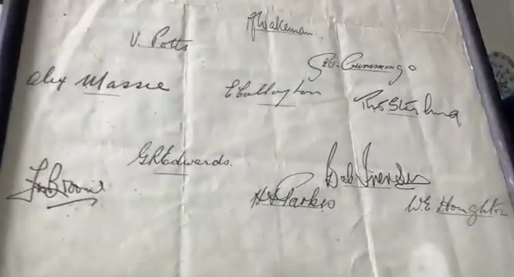 1943/44 Aston Villa teamsheet 1943/44 Aston Villa teamsheet