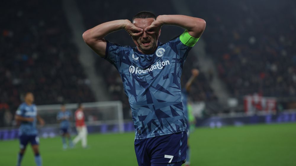 Gall.jpg John McGinn.