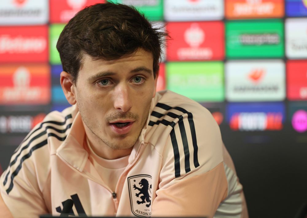 Pau Torres salutes Ezri Konsa quality | Aston Villa