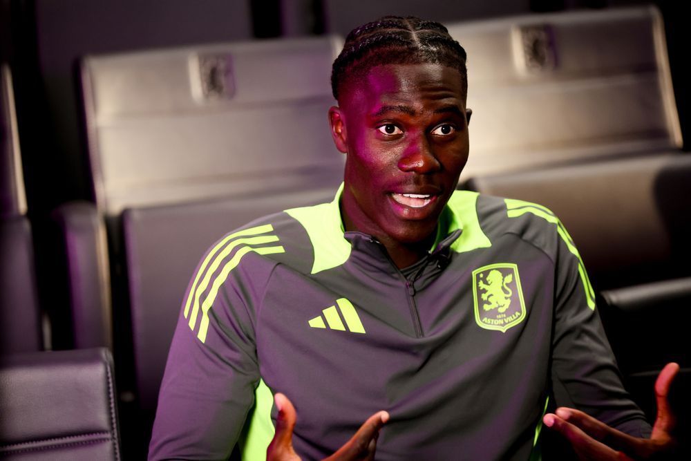 NW3B0832.jpg Amadou Onana is a Villan after completing a switch from Everton.