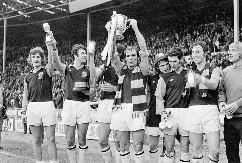 Победа «Астон Виллы» в Кубке Лиги 1975 года