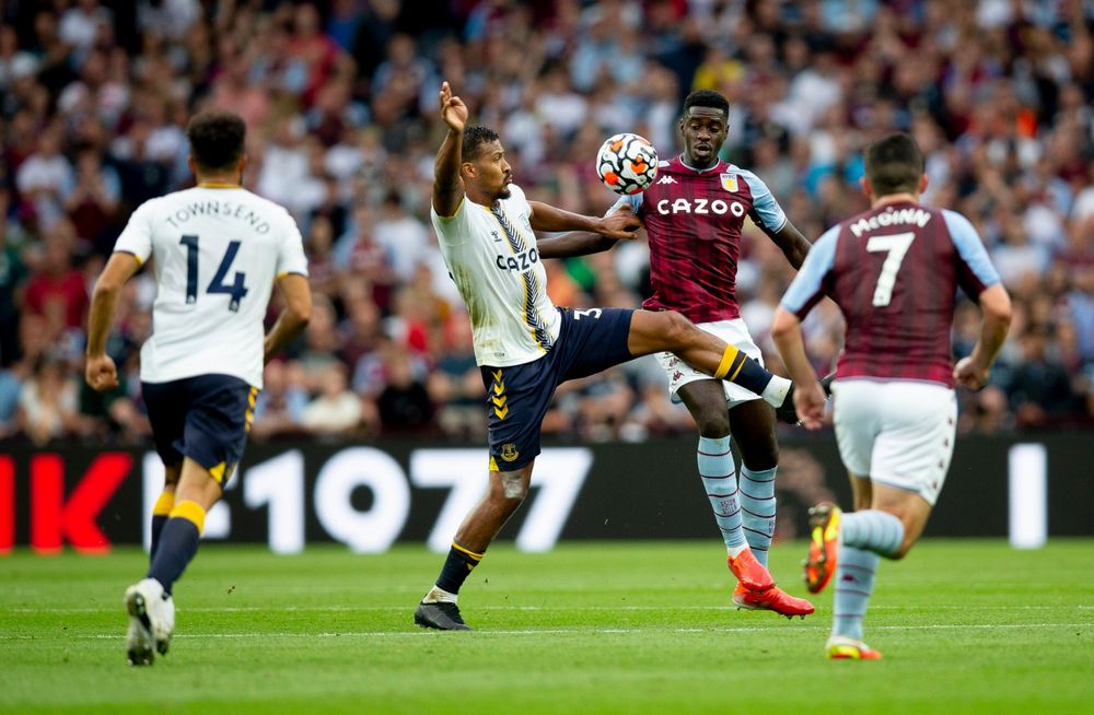 Aston Villa v Everton Aston Villa v Everton
