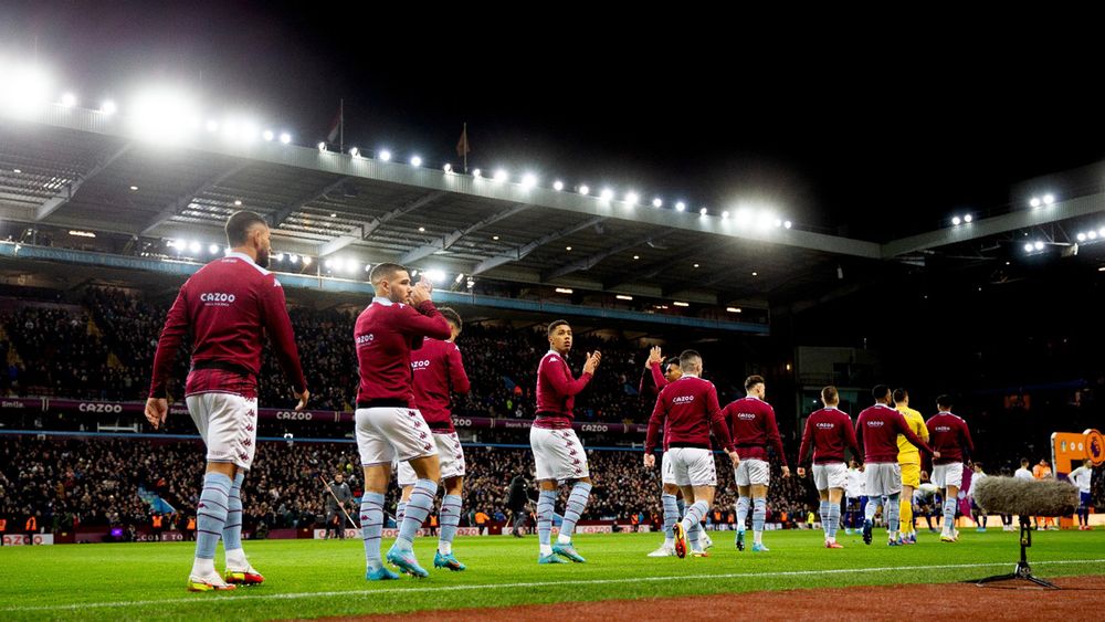 Leeds17.jpg Aston Villa v Leeds United in the Premier League.