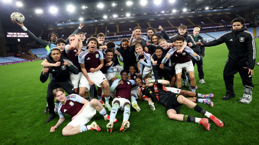 Aston Villa U18s.jpg Aston Villa Under-18s