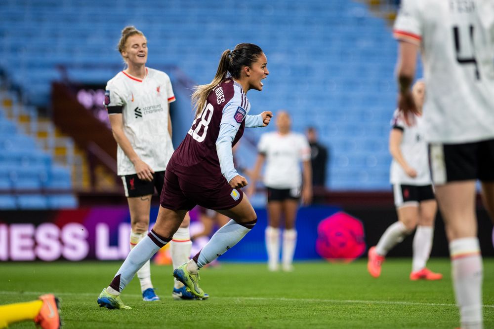 Gabi Nunes vs Liverpool h.jpg