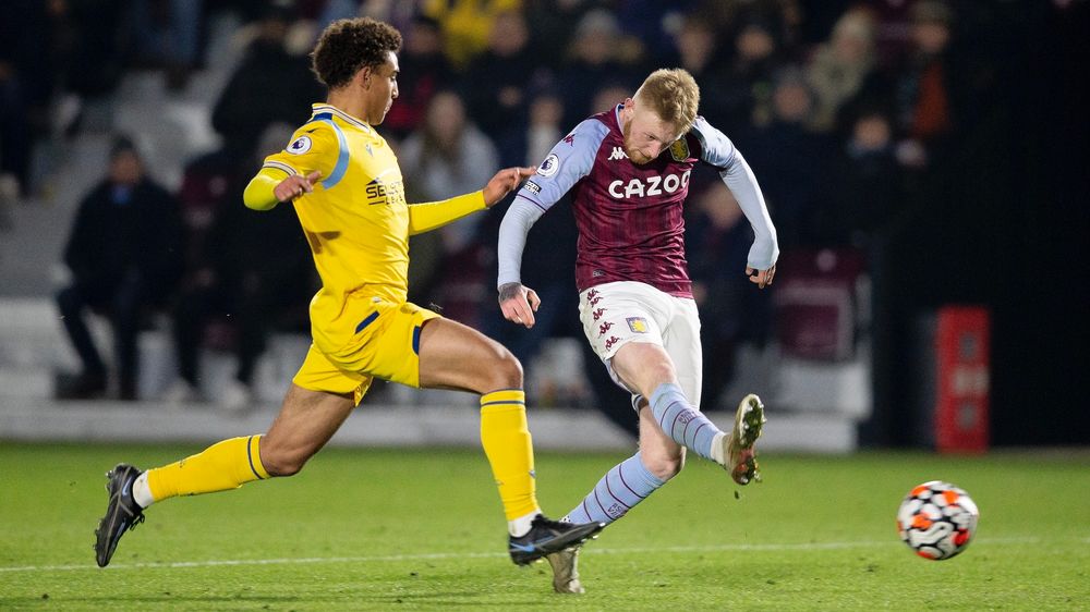 NEV42674.jpg PL2: Aston Villa 4-1 Reading
