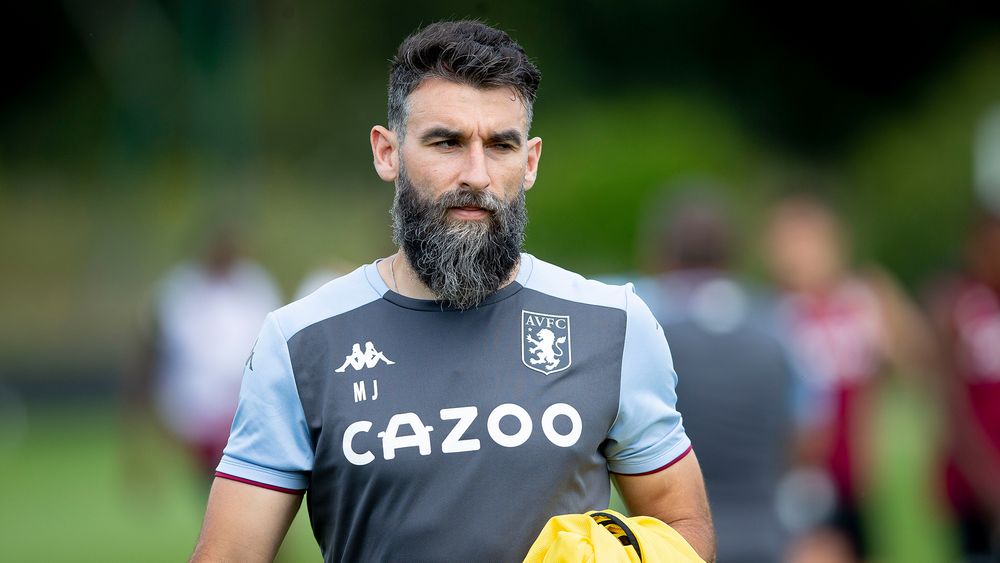 MJ1.jpg Mile Jedinak.