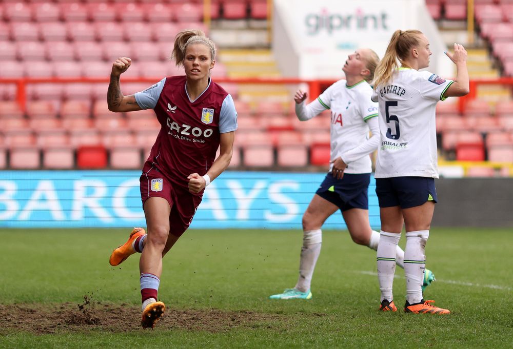 Rachel Daly vs Spurs.jpg