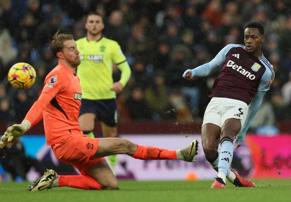 NW3A9574-2288351_I1Jw3iYw_20241207033501.JPG Aston Villa v Southampton.