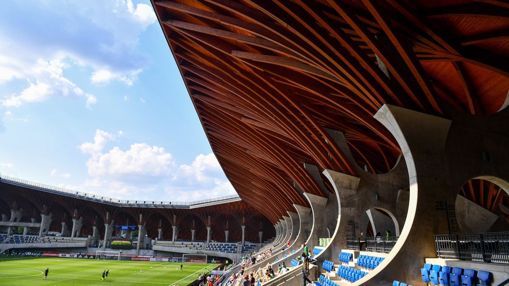 Pancho Aréna.jpg Pancho Arena