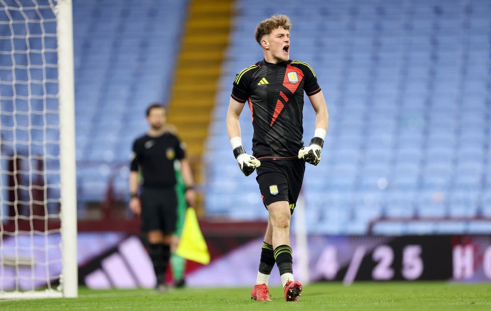 39247667_NW3B3409.jpg FA Youth Cup run.