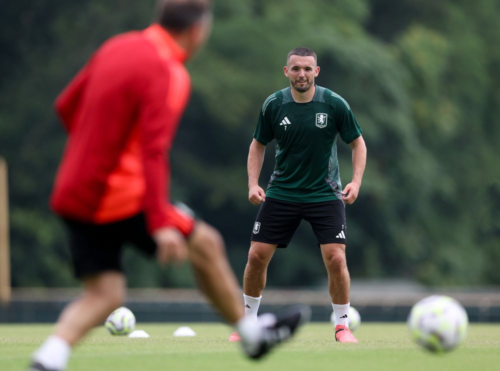 NW3B1039.jpg John McGinn.