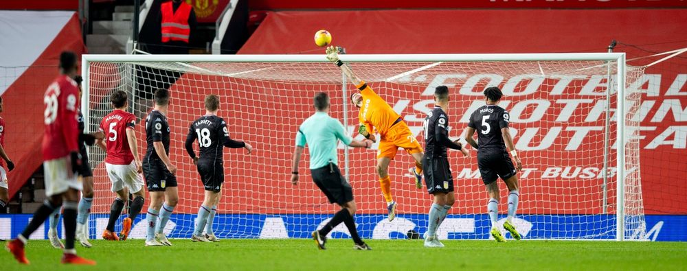 Manchester United v Aston Villa Manchester United v Aston Villa