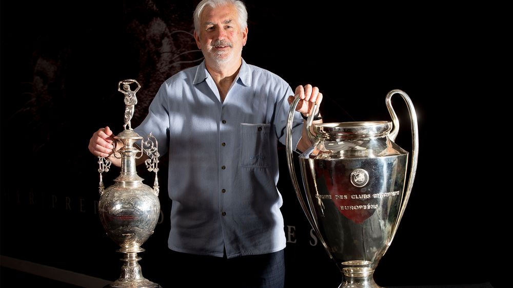 DM3.jpg Dennis Mortimer with the First Division trophy and European Cup.