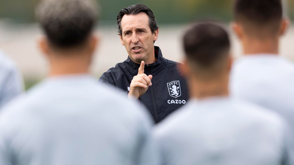 Unai Emery took training for the first time on Wednesday morning.