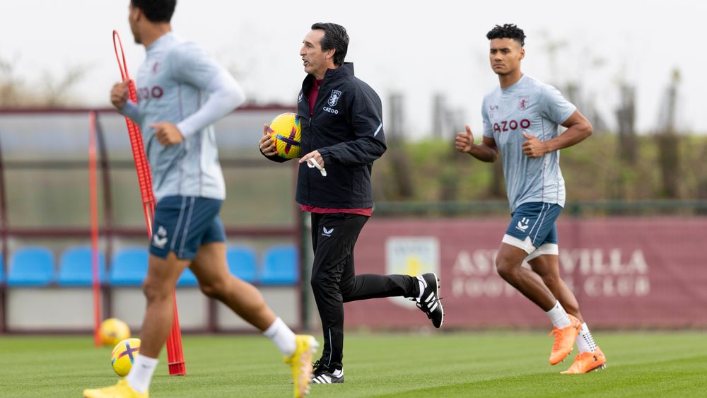 Unai Emery took training for the first time on Wednesday morning.