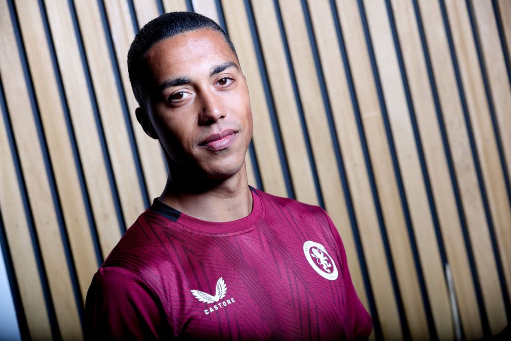 YT10.jpg Youri Tielemans is officially an Aston Villa player.