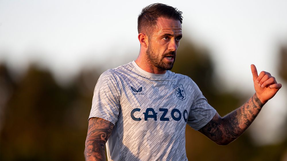R43.jpg Fitness work for Aston Villa in pre-season.