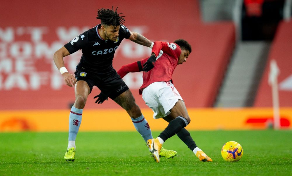 Manchester United v Aston Villa Manchester United v Aston Villa