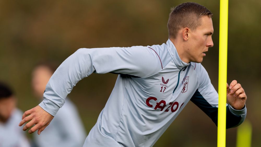 T19.jpg Aston Villa train at Bodymoor Heath ahead of Manchester United on Sunday.