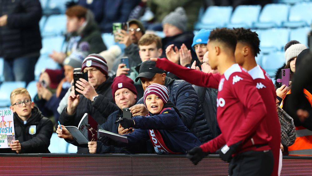 MG1.jpg Villa Park fans.