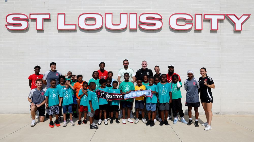 Aston Villa host community coaching session in St. Louis, Missouri Aston Villa host community coaching session in St. Louis, Missouri