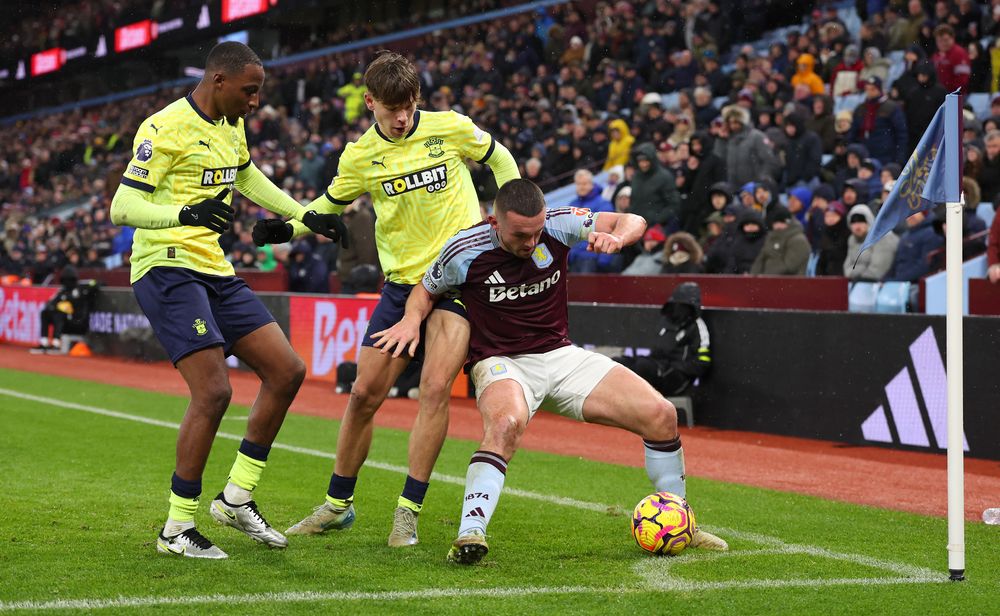 Aston Villa v Southampton Aston Villa v Southampton