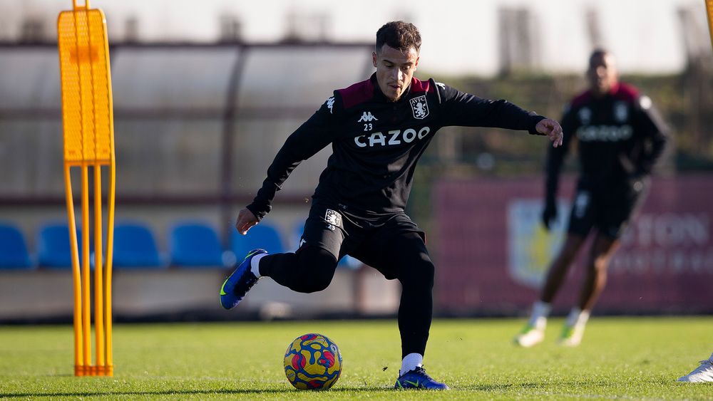 Lucas Digne and Philippe Coutinho train ahead of Saturday's game against Manchester United.