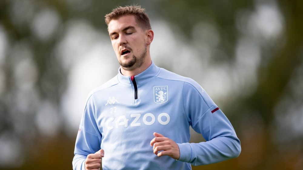 Bjorn Engels Squad train during the international break