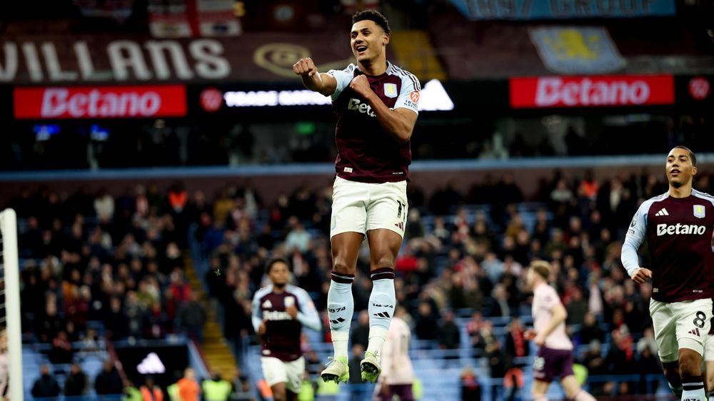 Ollie Watkins.jpg Ollie Watkins