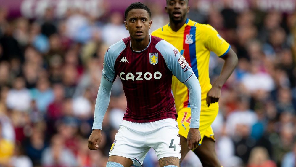Ezri Konsa v Crystal Palace