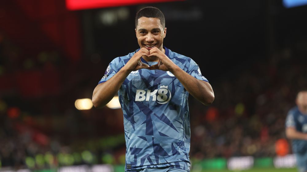Sheffield United v Aston Villa Sheffield United v Aston Villa