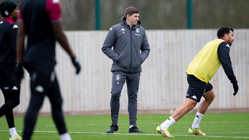 Preburn30.jpg Aston Villa train ahead of hosting Burnley in the Premier League.