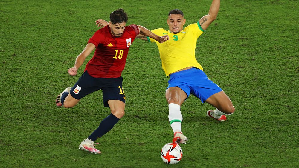 DC1.jpg Diego Carlos.