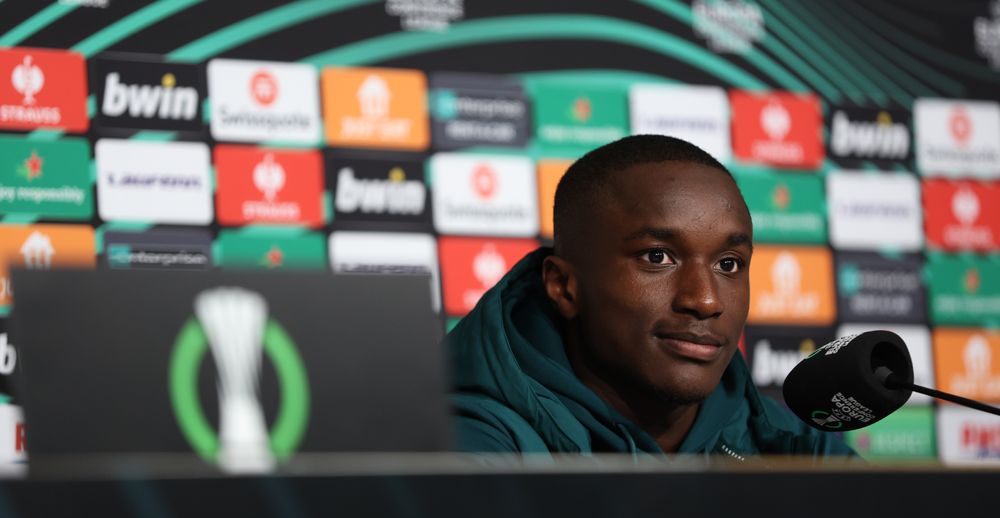 NW3B0322.JPG Moussa Diaby.